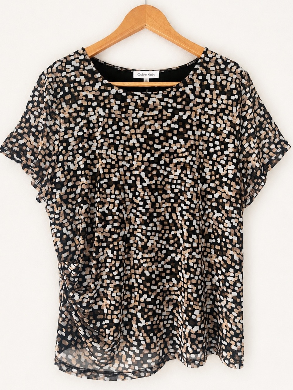 *NWT* Calvin Klein Cantalpe Demi Brown/Tan Short Sleeve Printed Top - Size 2X